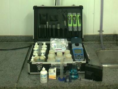 maleta de equipamentos para teste de água em campo